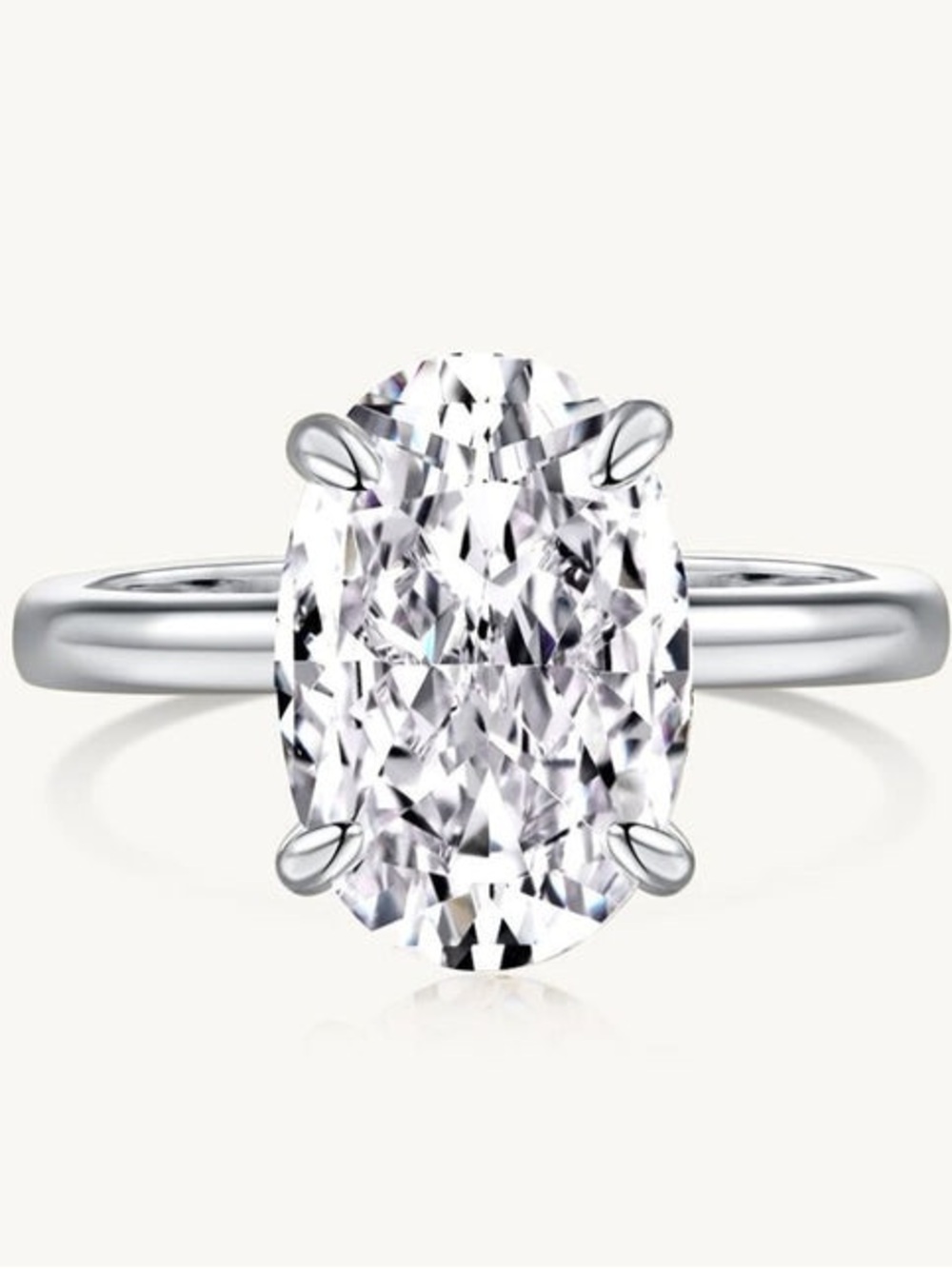 Gemiros Odette solitaire ring featuring a 3.5-carat oval-cut simulated diamond